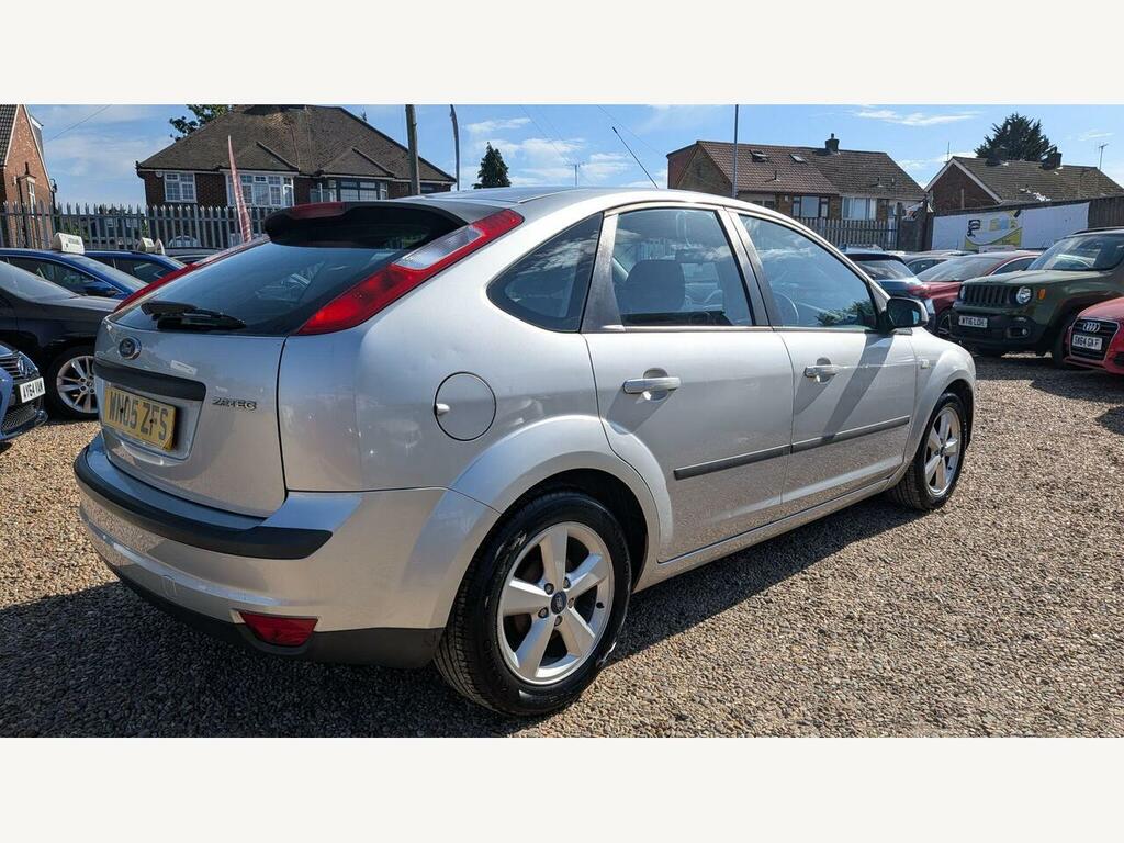 Ford Focus 1.6 LX Silver #10
