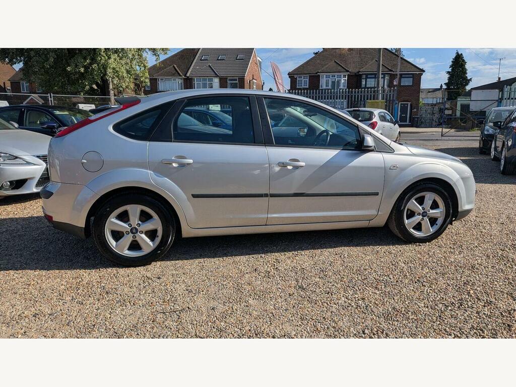 Ford Focus 1.6 LX Silver #9