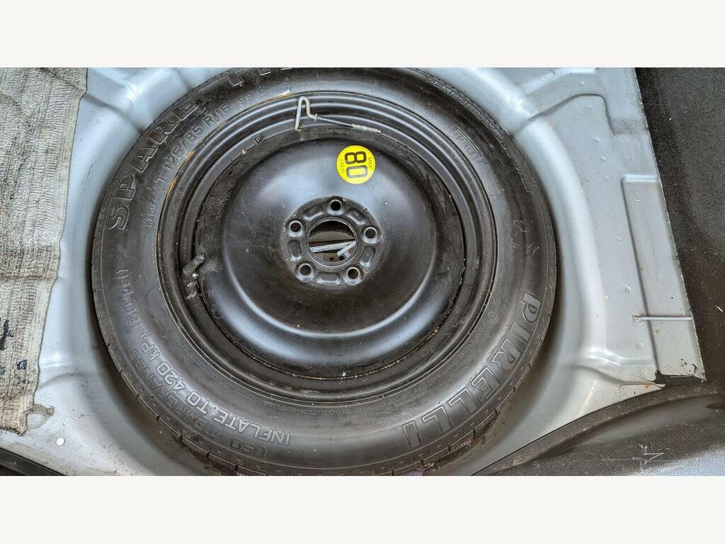 Ford Focus 1.6 LX Silver #7