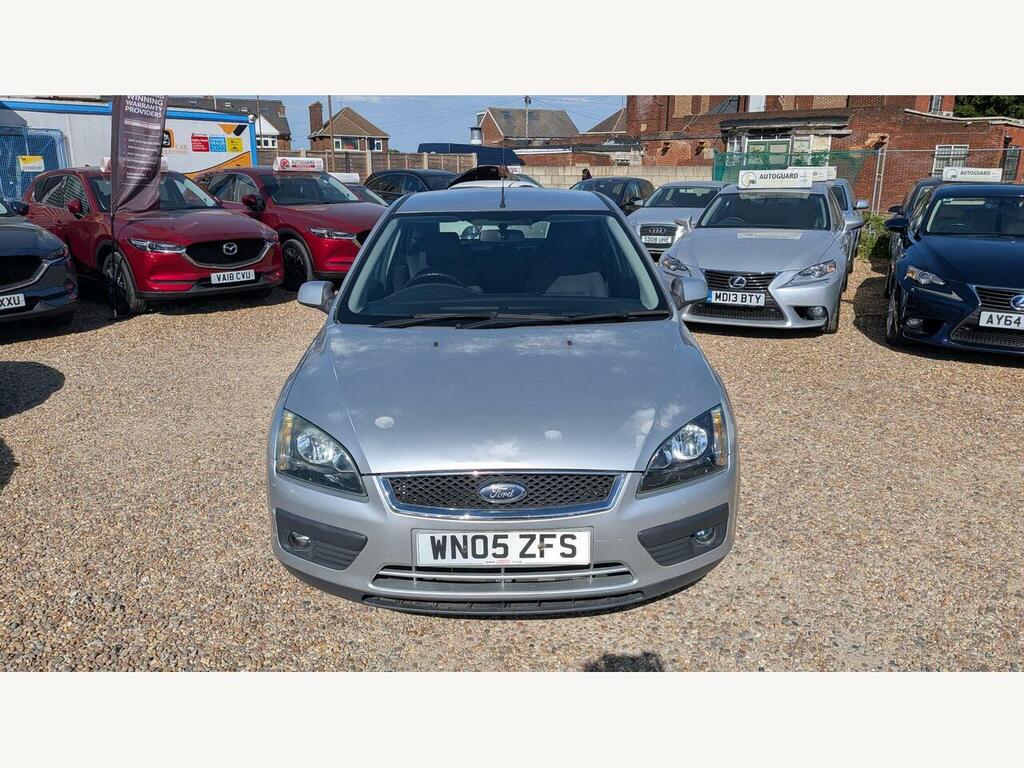 Ford Focus 1.6 LX Silver #4