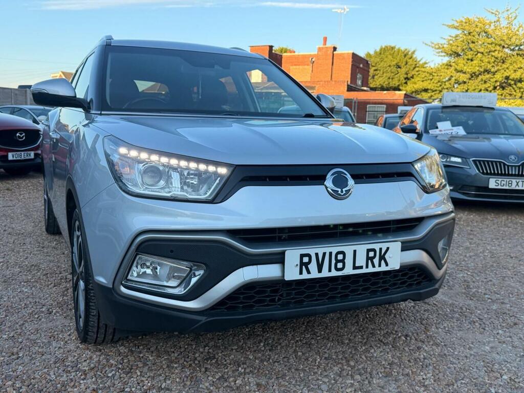 SsangYong Tivoli XLV Ultimate White #17