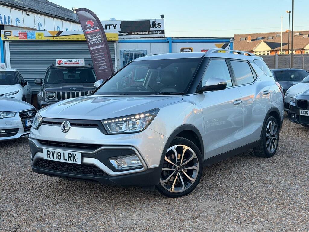 SsangYong Tivoli XLV Petrol Silver #2