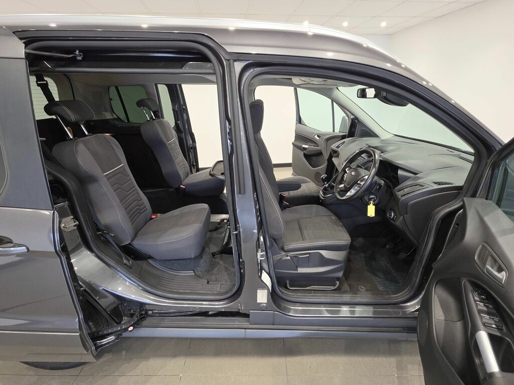 Ford Tourneo Connect Tdci Titanium Mpv HG66JEJ Grey #6