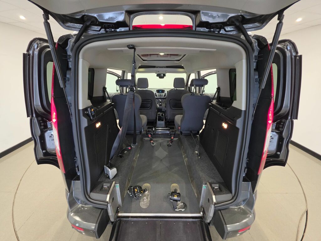 Ford Tourneo Connect Tdci Titanium Mpv HG66JEJ Grey #3