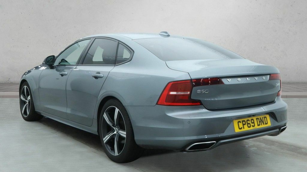 Volvo S90 D4 Momentum Plus Silver #9