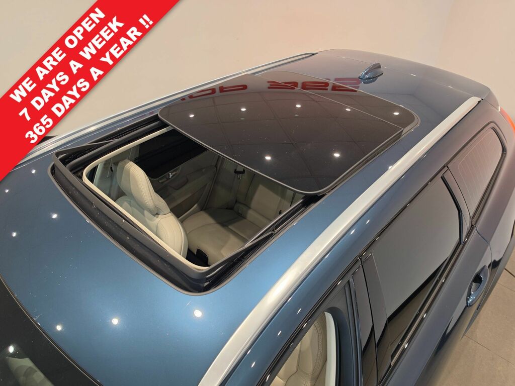 Volvo V90 Cross Country T5 Plus Estate Blue