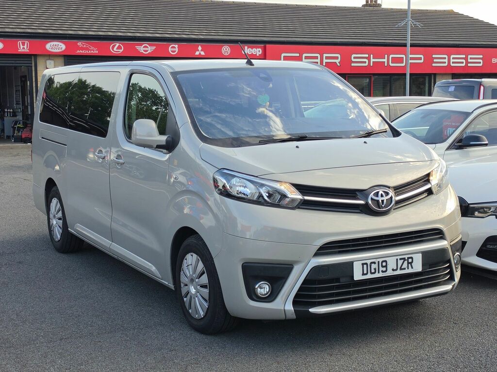 Toyota Proace Verso D-4d L1 Combi Black #11