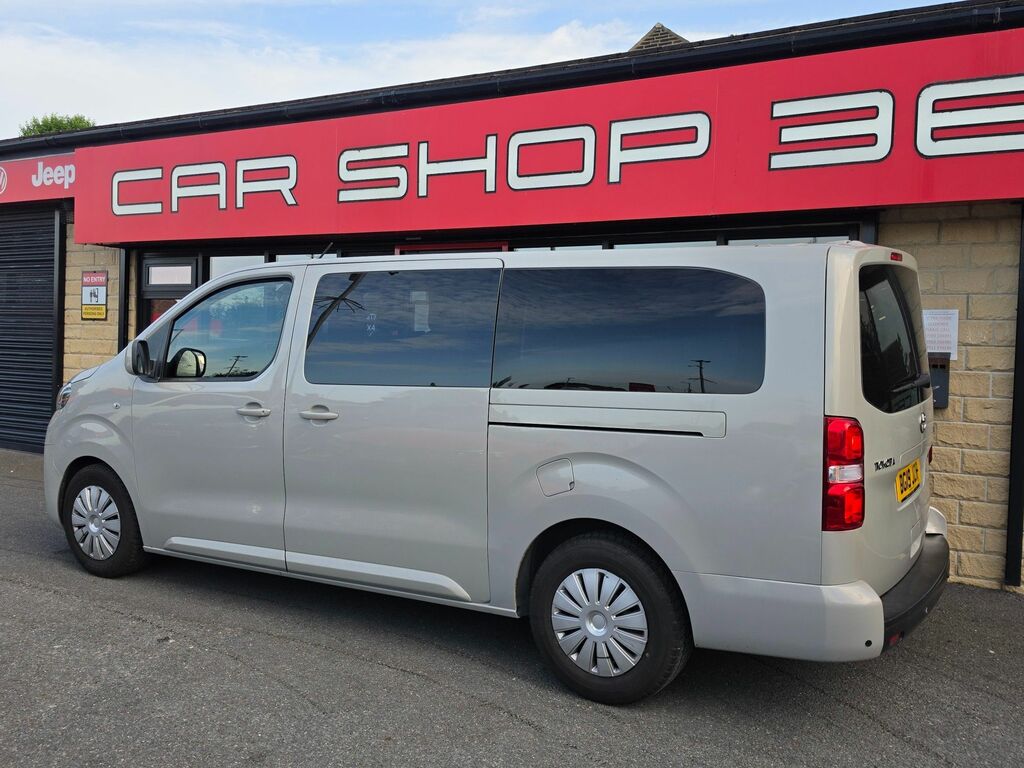 Toyota Proace Verso D-4d L1 Combi Black #31
