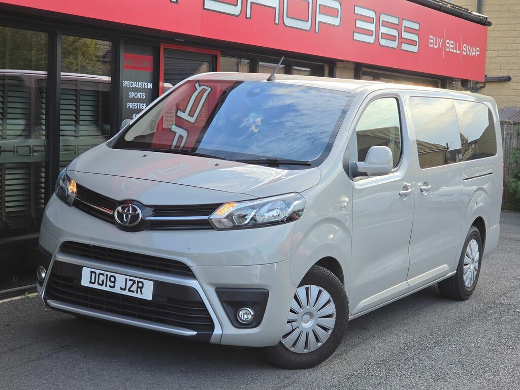 Toyota Proace Verso D-4d L1 Combi Black #34