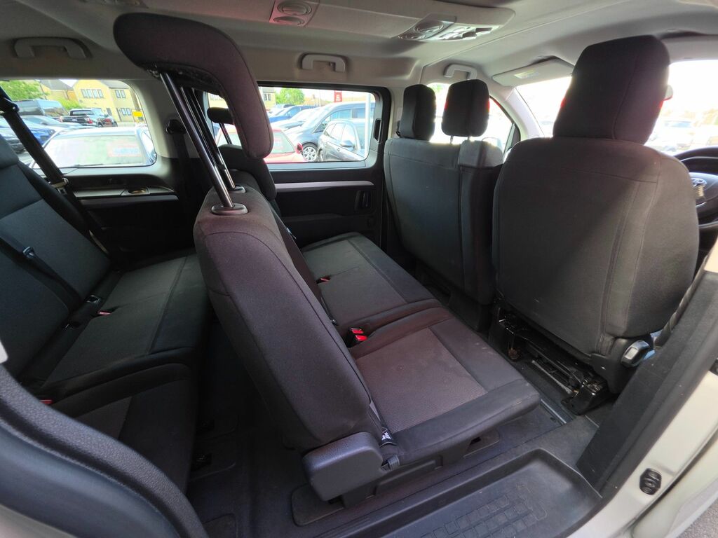 Toyota Proace Verso D-4d L1 Combi Black #39