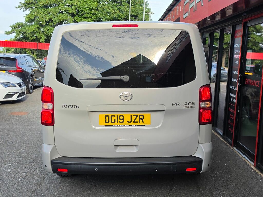 Toyota Proace Verso D-4d L1 Combi Black #13