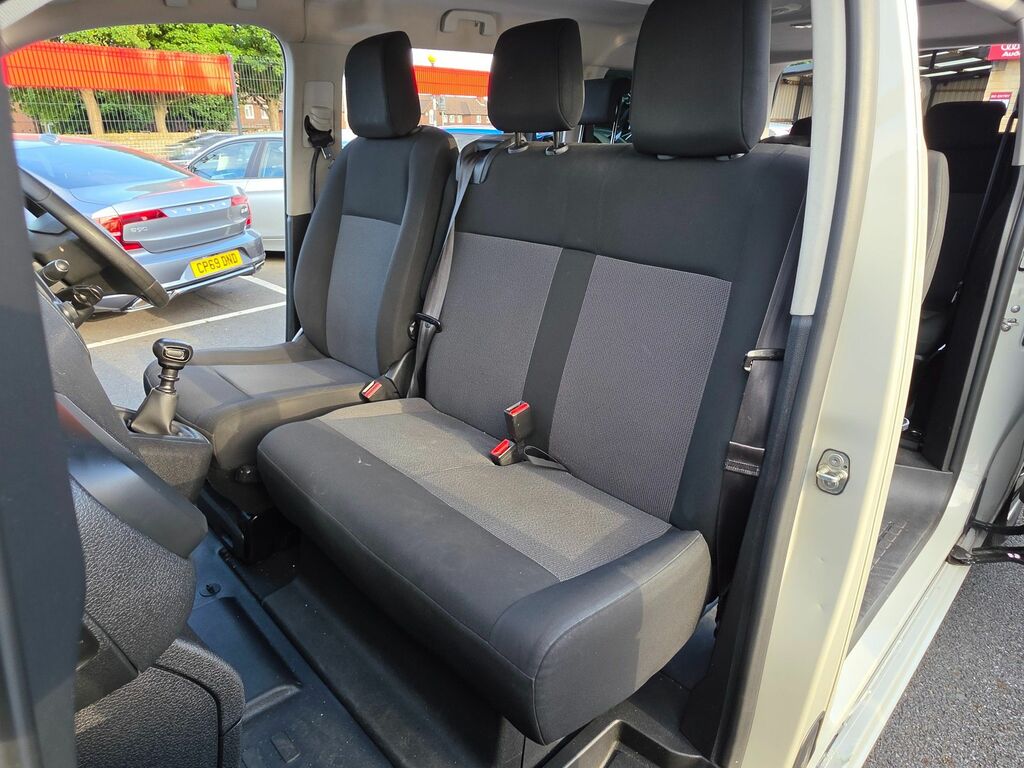Toyota Proace Verso D-4d L1 Combi Black #22