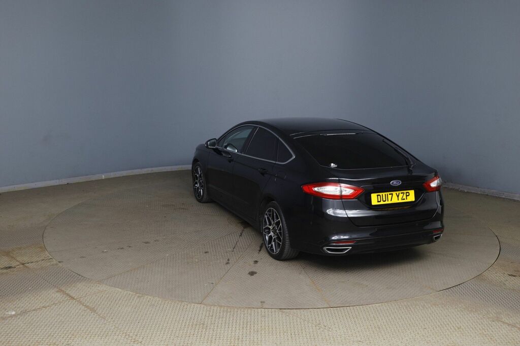 Ford Mondeo Mondeo Titanium Red #9