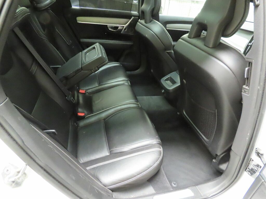Volvo V90 D4 R-design Estate White #2