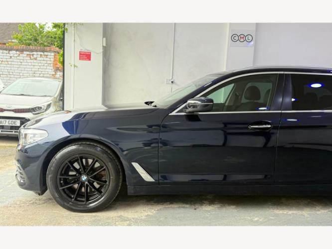 BMW 5 Series Se Blue #9