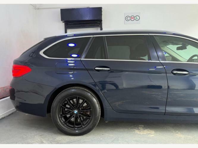 BMW 5 Series Se Blue #16