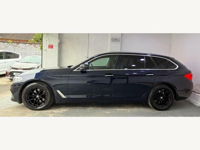 BMW 5 Series Se Blue #8