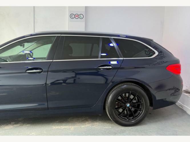 BMW 5 Series Se Blue #10