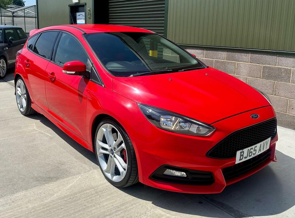 Ford Focus Hatchback 2.0T Ecoboost St-2 Euro 6 Ss 201 BJ65AVY Red #3