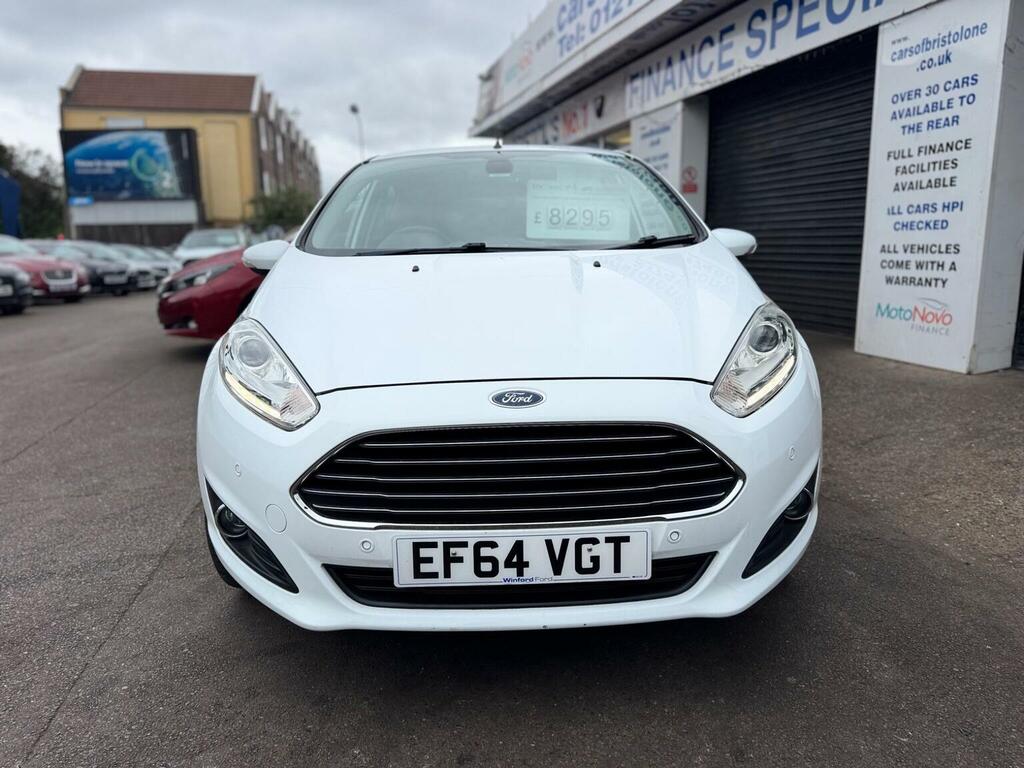 Ford Fiesta Hatchback 1.6 Titanium Powershift Euro 5 2015 White #3