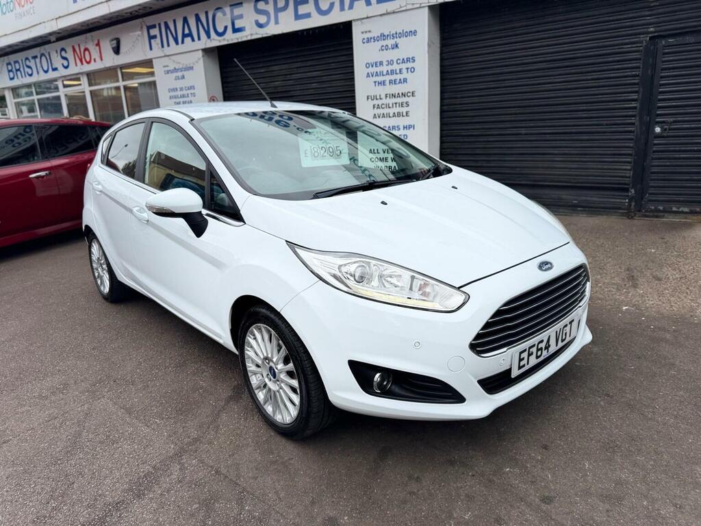 Ford Fiesta Hatchback 1.6 Titanium Powershift Euro 5 2015 White