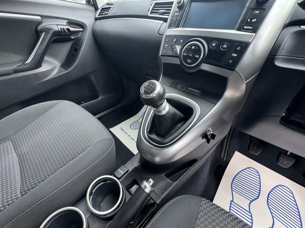 Toyota Verso 1.6 D-4d Excel Blue #18