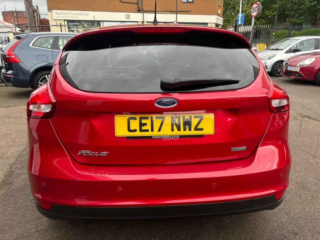 Ford Focus Hatchback 1.0T Ecoboost Zetec Edition Euro 6 Ss CE17NWZ Red #6