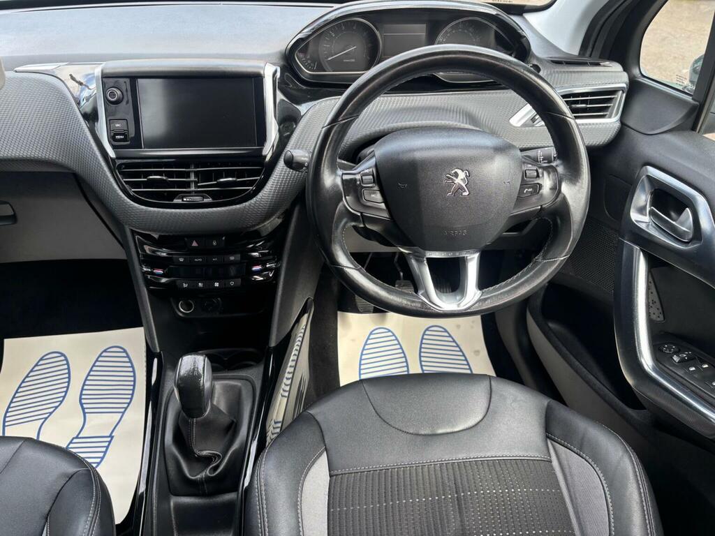 Peugeot 2008 1.2 Puretech Active Red #13