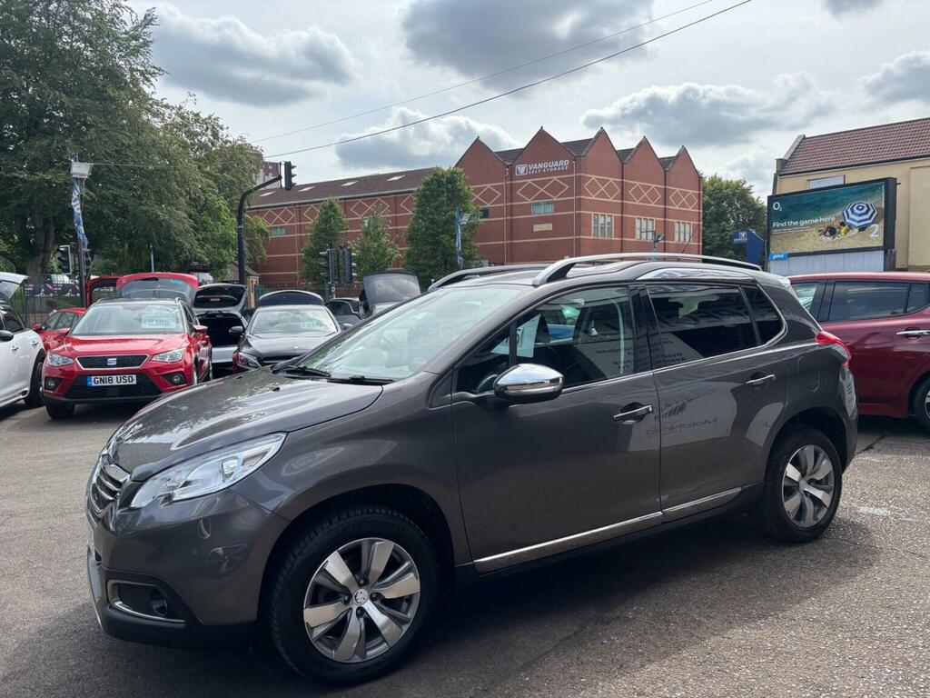 Peugeot 2008 1.2 Puretech Active Red #5