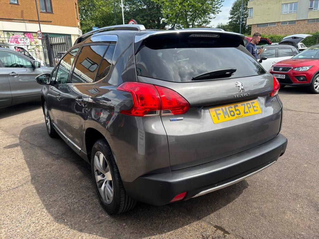 Peugeot 2008 1.2 Puretech Active Red #7