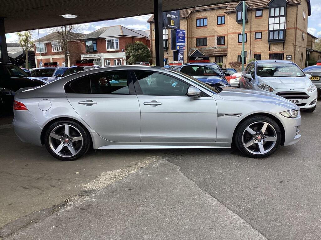 Jaguar XE Saloon 2.0D R-sport Euro 6 Ss 201666 Silver #2