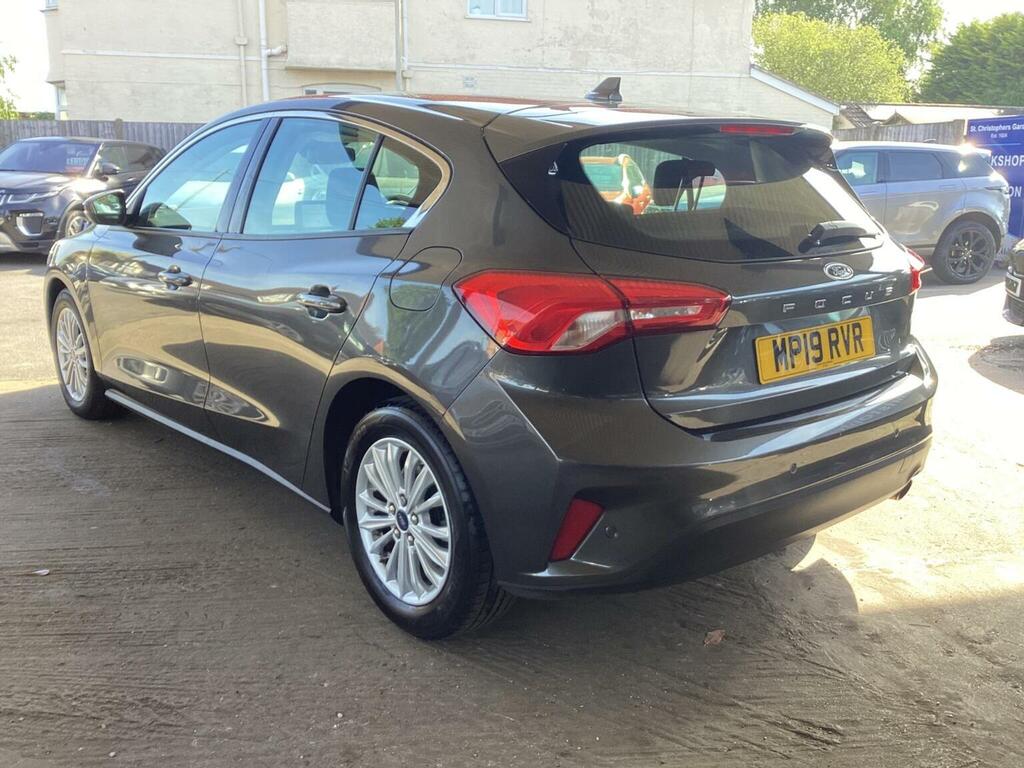 Ford Focus Hatchback 1.0T Ecoboost Titanium Euro 6 Ss MP19RVR Grey #5