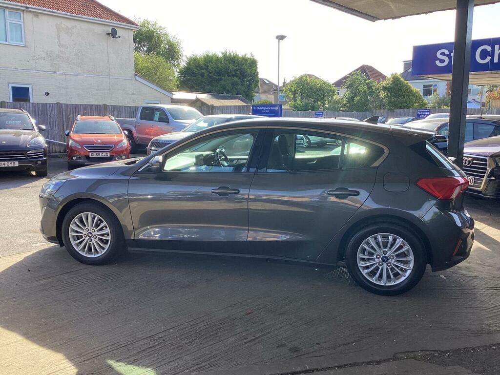 Ford Focus Hatchback 1.0T Ecoboost Titanium Euro 6 Ss MP19RVR Grey #6