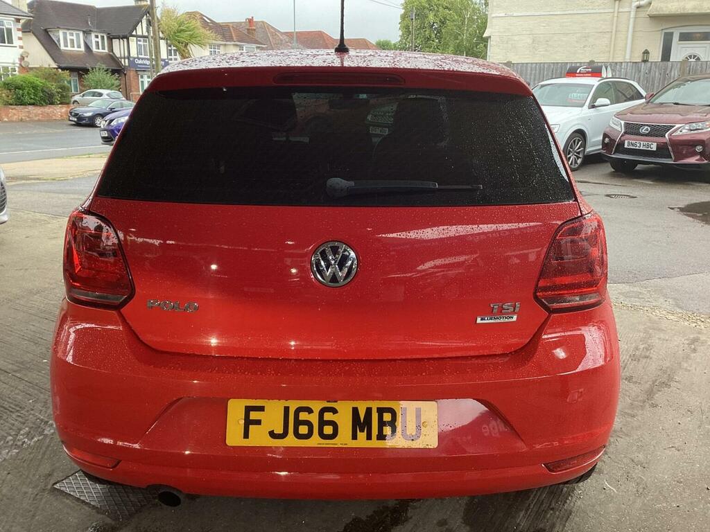 Volkswagen Polo Hatchback 1.2 Tsi Bluemotion Tech Beats Hatchback FJ66MBU Red #4