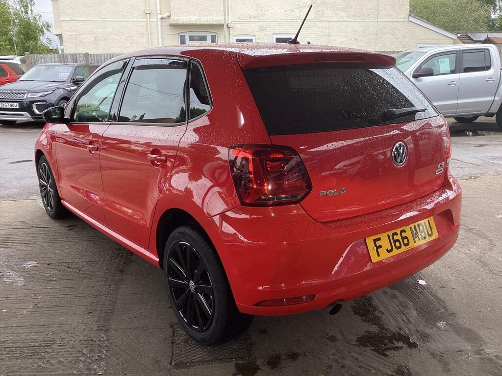 Volkswagen Polo Hatchback 1.2 Tsi Bluemotion Tech Beats Hatchback FJ66MBU Red #5