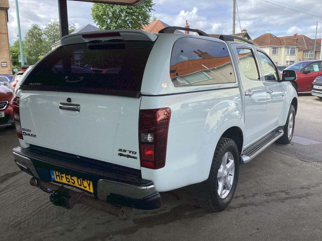 Isuzu D-Max 2.5 Td Yukon 4X4 White #3