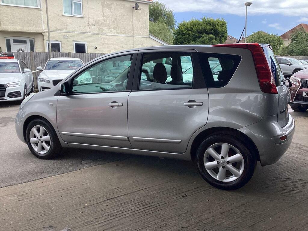 Nissan Note Tekna White #23