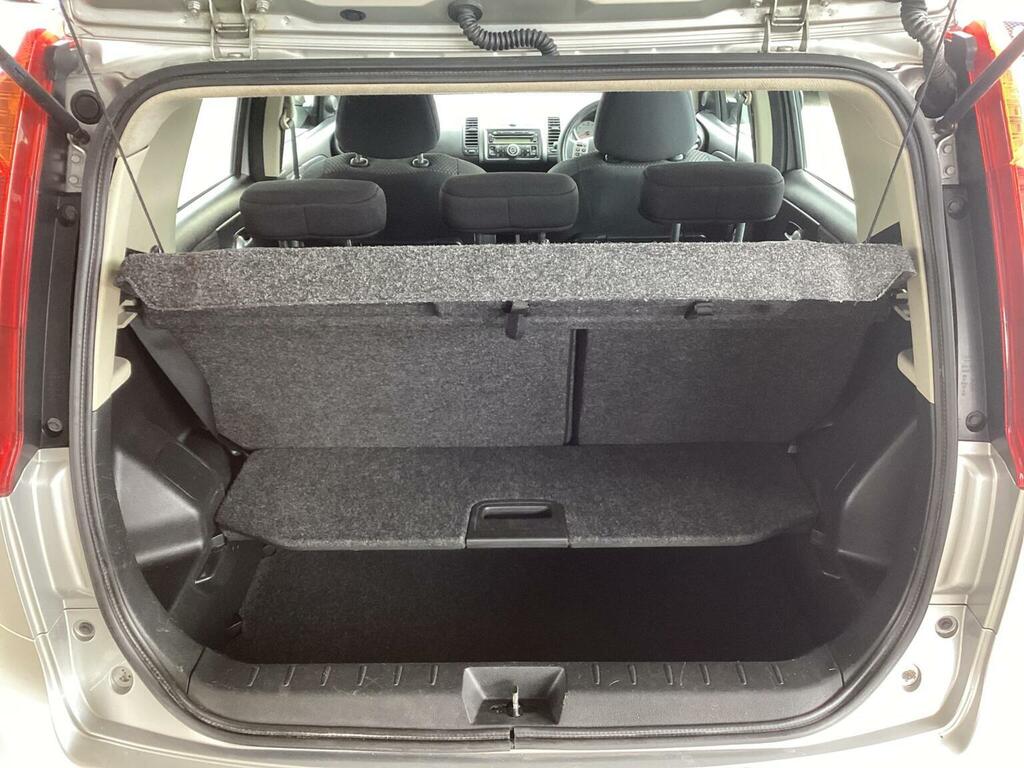 Nissan Note Tekna White #26