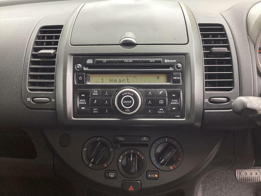 Nissan Note Tekna White #15