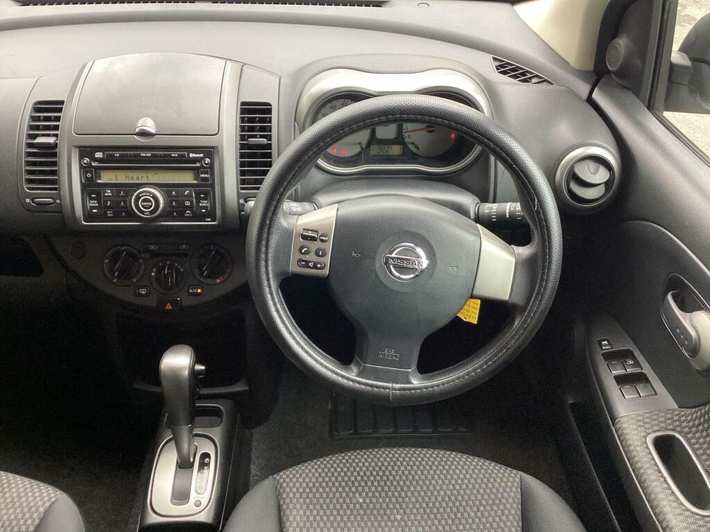Nissan Note Tekna White #35