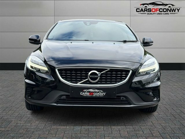 Volvo V40 1.5 T3 R-design Edition Hatchback MM19UVB Black #2