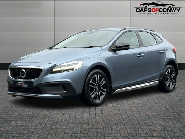 Volvo V40 Cross Country 2.0 D2 Nav Plus Hatchback Euro 6 Blue #3