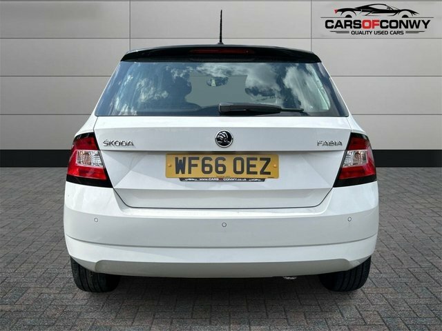 Skoda Fabia 1.2 Tsi Colour Edition Hatchback WF66OEZ White #6