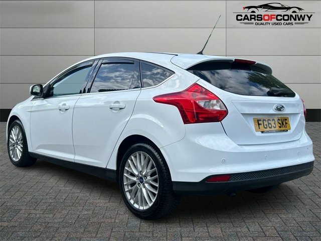 Ford Focus 1.6 Tdci Zetec Hatchback Euro 5 FG63SKF White #5