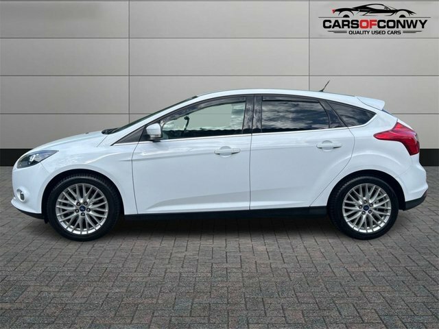 Ford Focus 1.6 Tdci Zetec Hatchback Euro 5 FG63SKF White #4