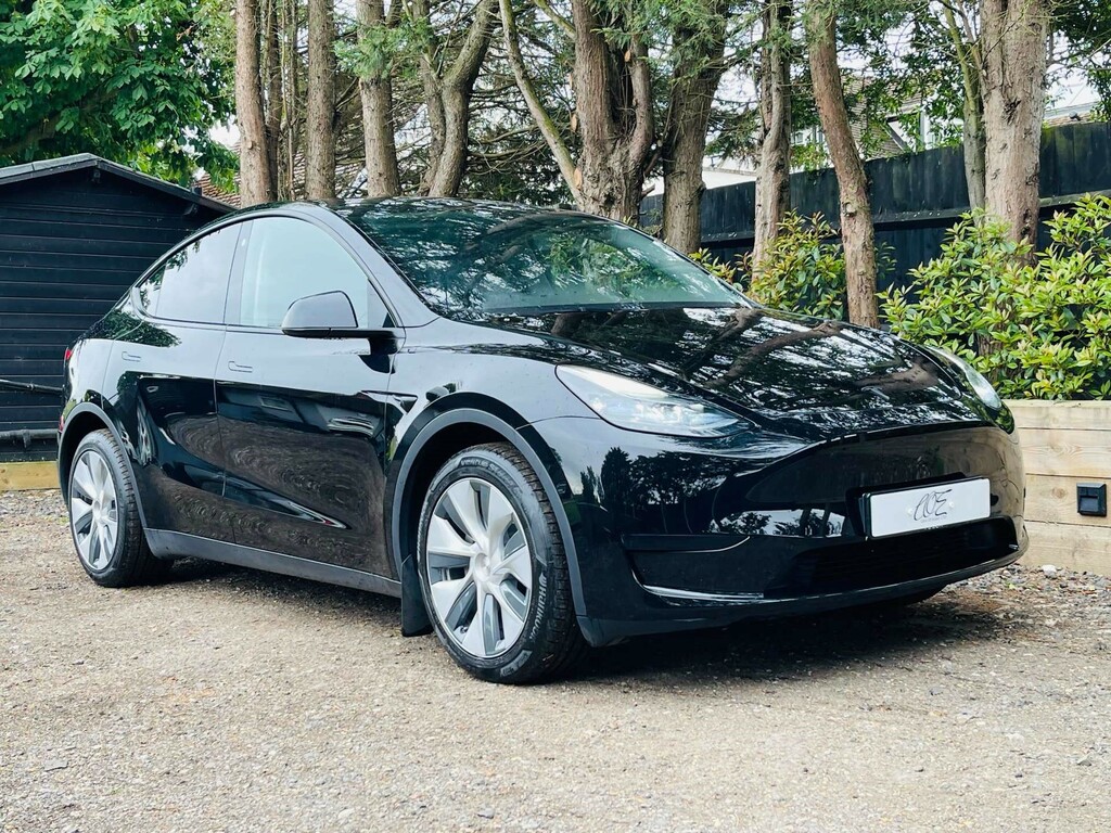 Tesla Model Y Rwd