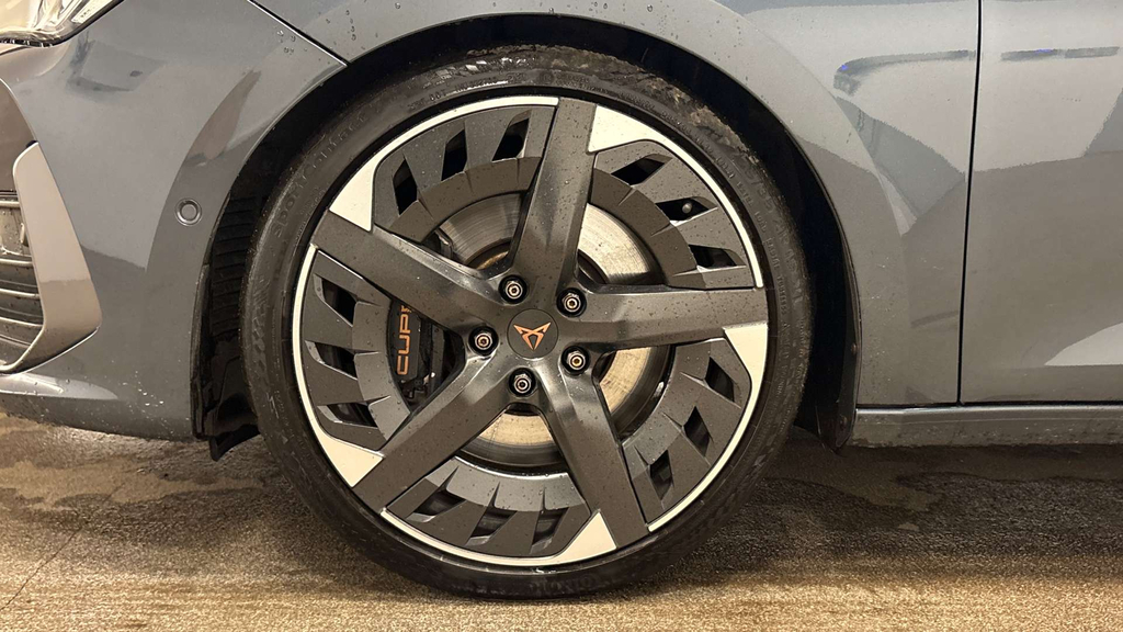 Cupra Leon Vz3 Tsi 4Drive 4Wd #5