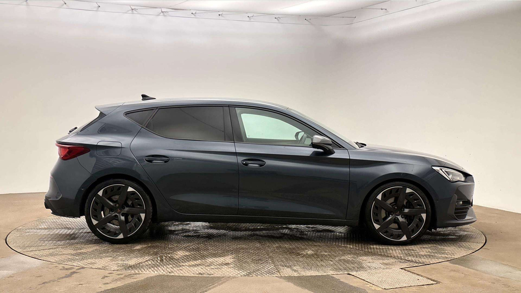 Cupra Leon Vz3 Tsi 4Drive 4Wd #4