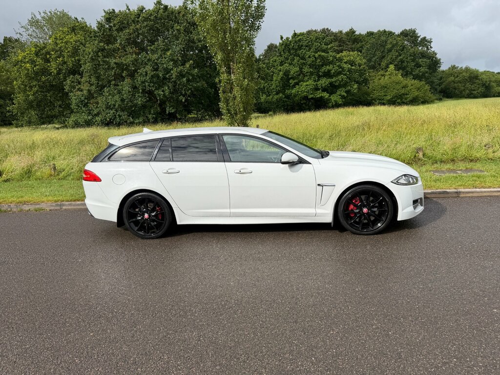 Jaguar XF 3.0D S V6 Premium Luxury Sportbrake H4RCX White #3