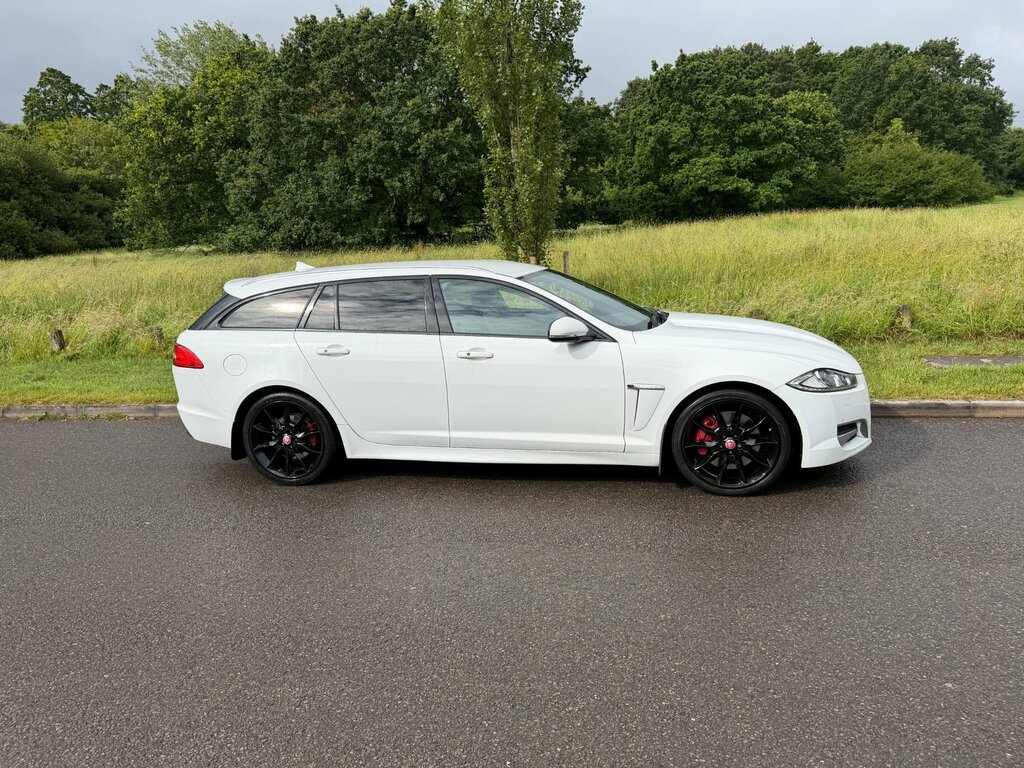 Jaguar XF 3.0D S V6 Premium Luxury Sportbrake H4RCX White #2